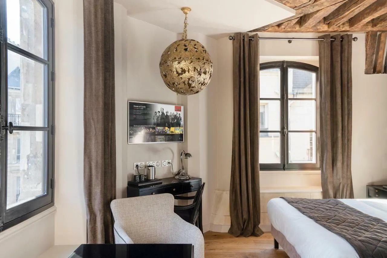 Le Presbytere 3* Paris